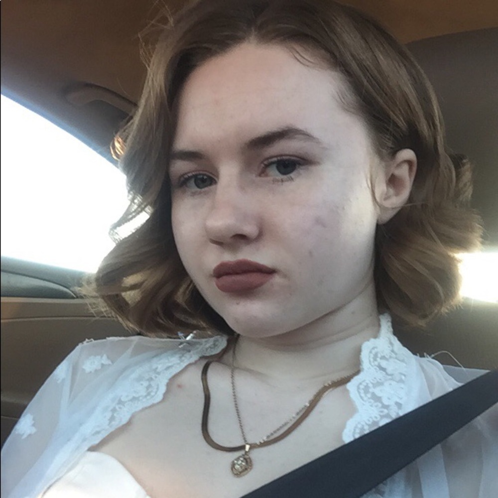 Meet your Posher, Madeline